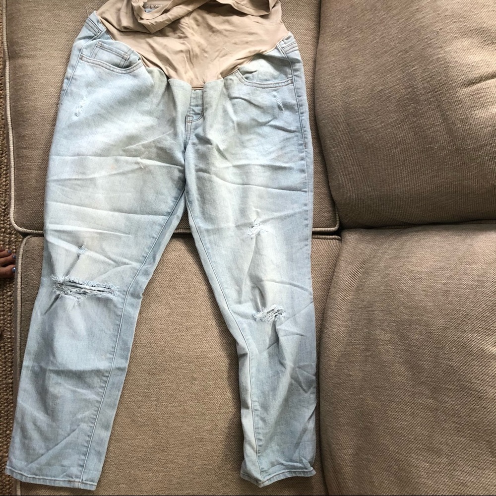 White Washed Old Navy Maternity Jeans Size 8